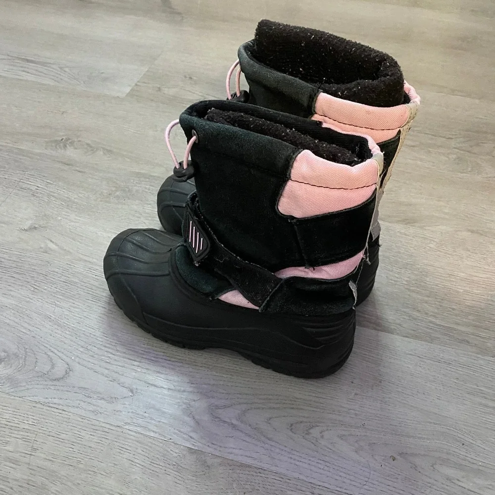 Totes‎ Snow Boots Kids Size 2 Black Pink Insulated Waterproof Duck Boots